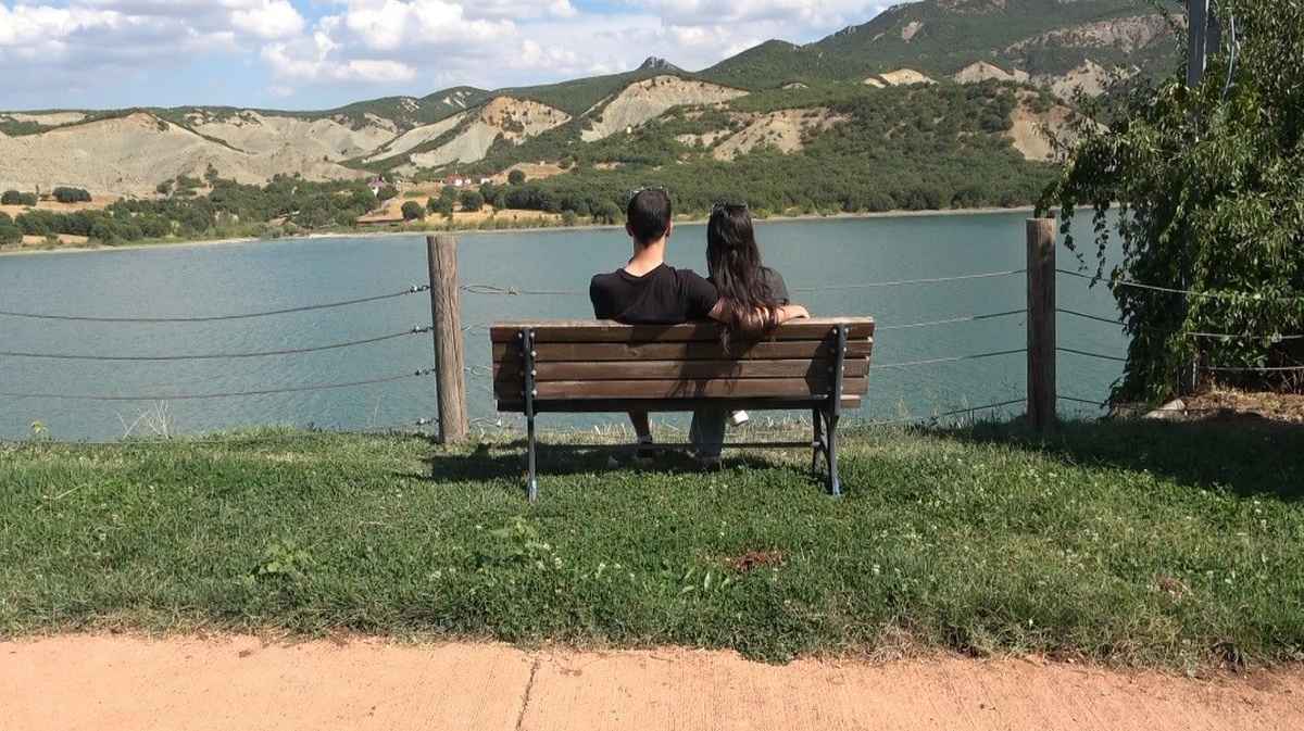 Tunceli'de Munzur Vadisi sonbaharda sakinleşti, ziyaretçiler doğanın keyfini sürüyor