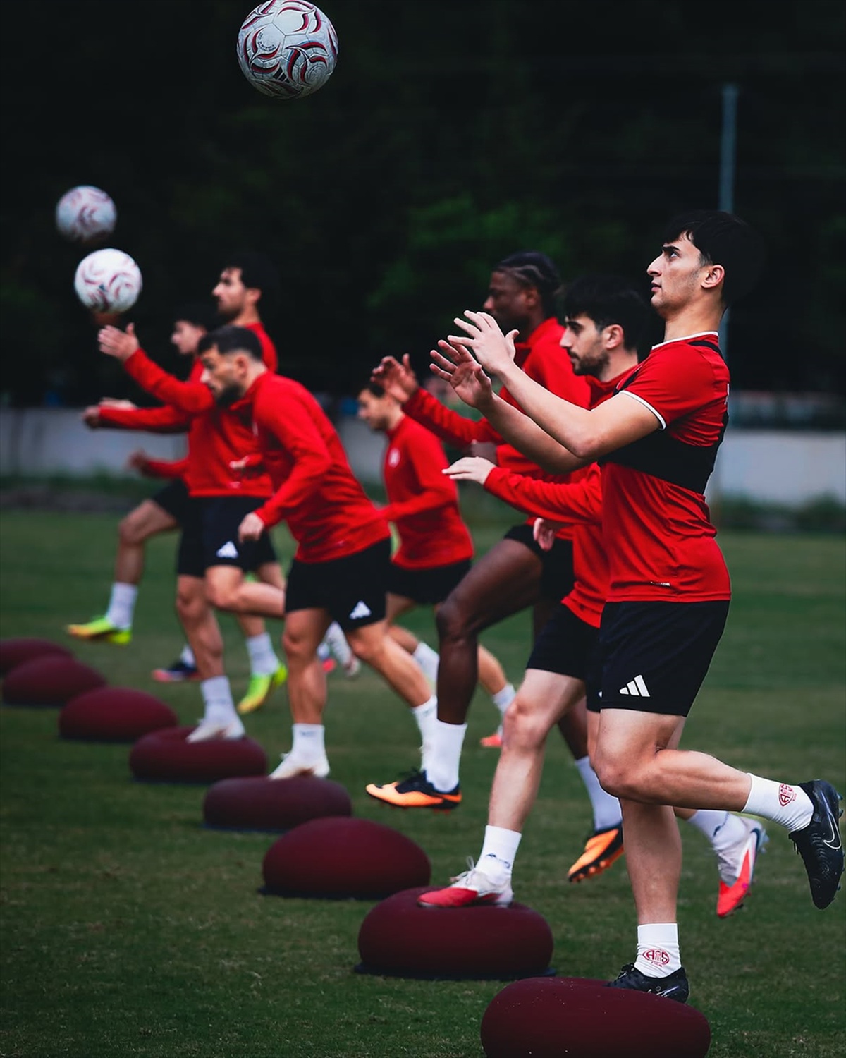 Antalyaspor, Trendyol 1. Lig'in 9. haftasındaki Boluspor deplasmanına hazırlanıyor