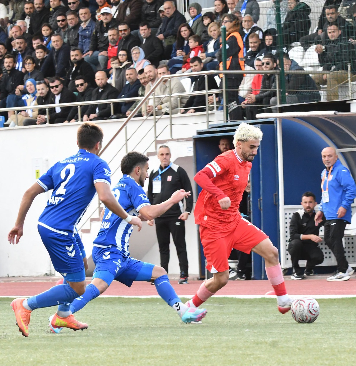 Balıkesirspor, Cem Kavçak yönetimindeki ilk maçta Bigaspor'a 3-2 yenildi