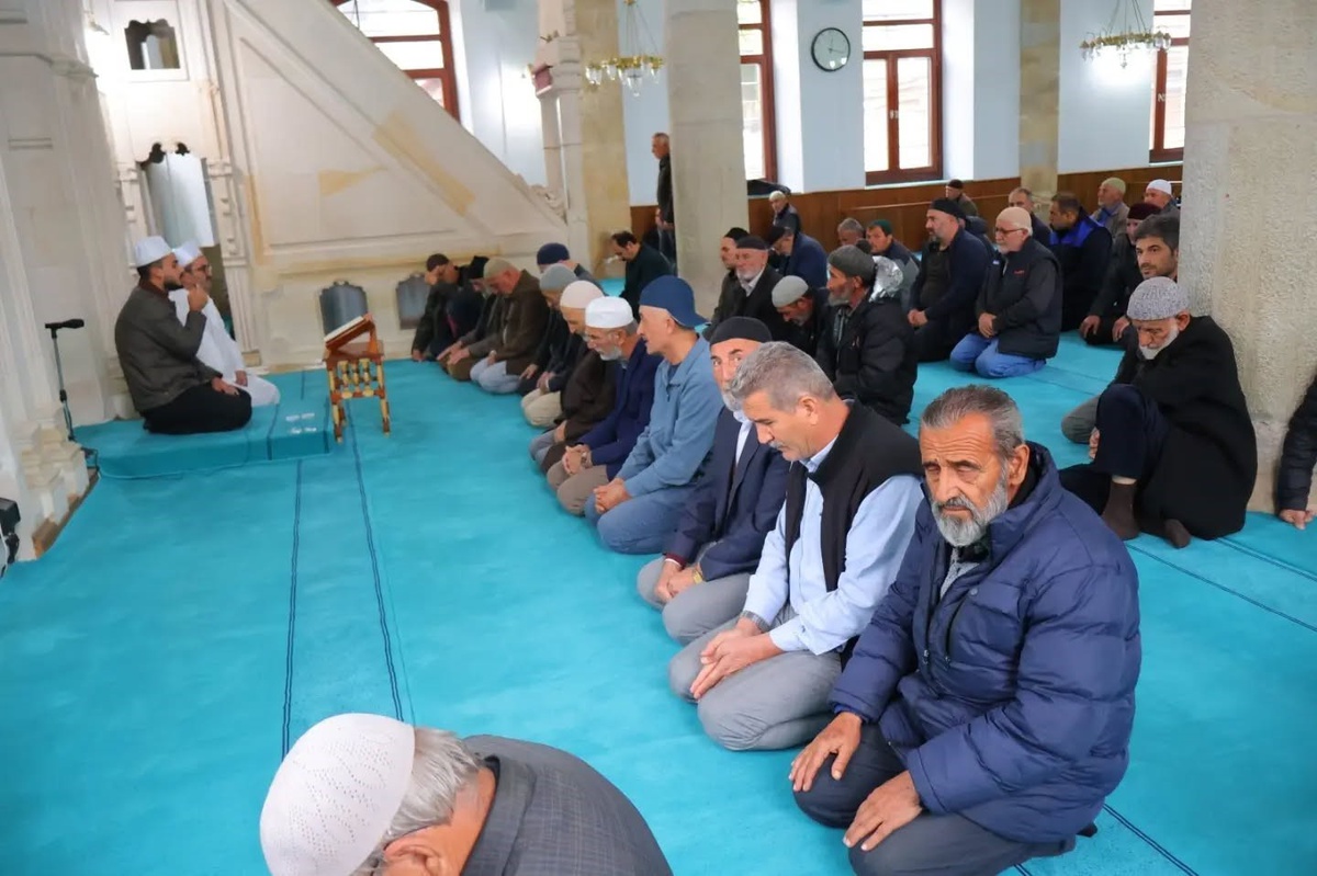 Bayburt'ta Camiler ve Din Görevlileri Haftası'nda Kur'an ziyafeti düzenlendi