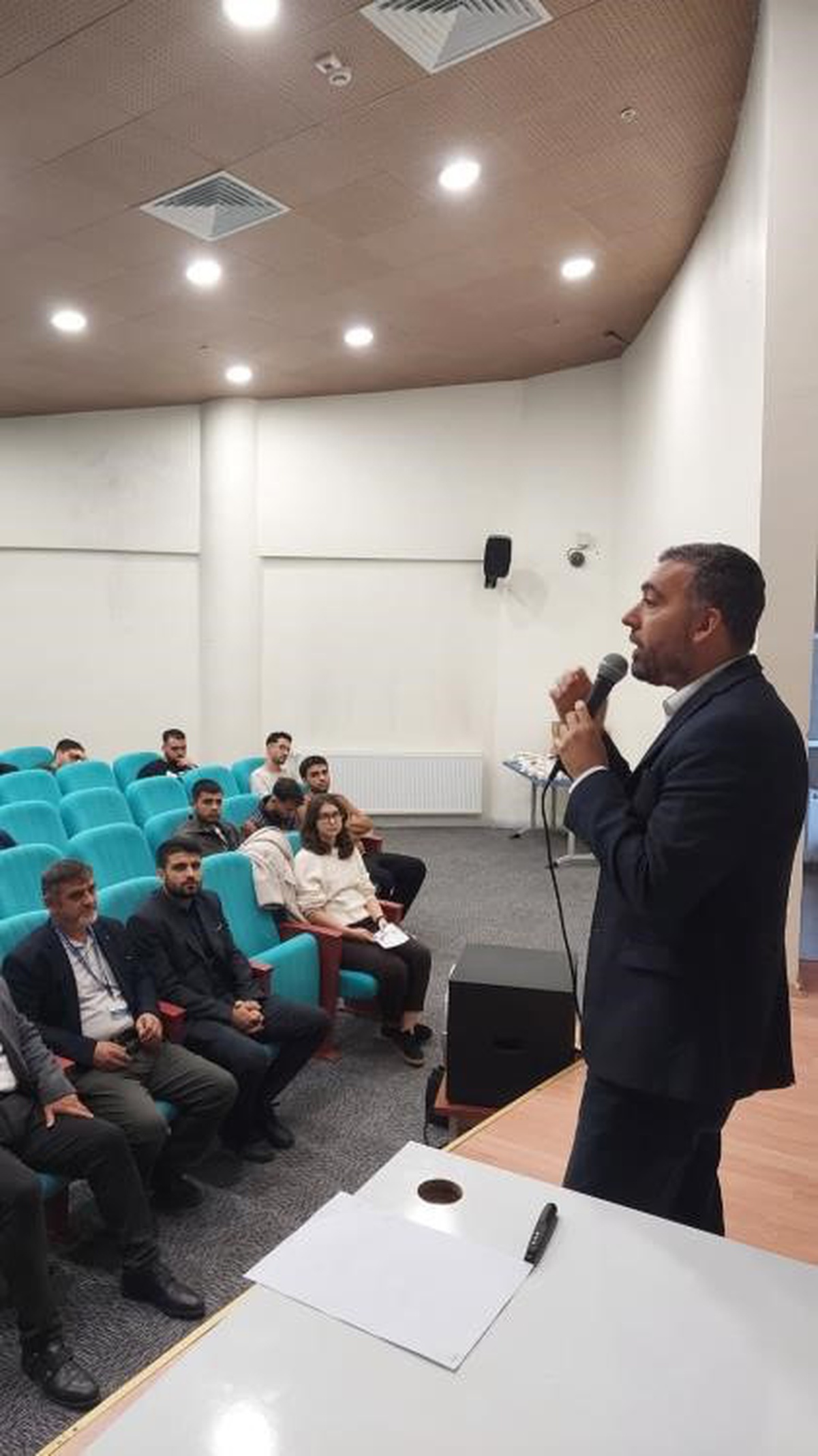 Bilecik İl Müftü Yardımcısı Özsoy, KYK yurdunda öğrencilerle sohbet etti
