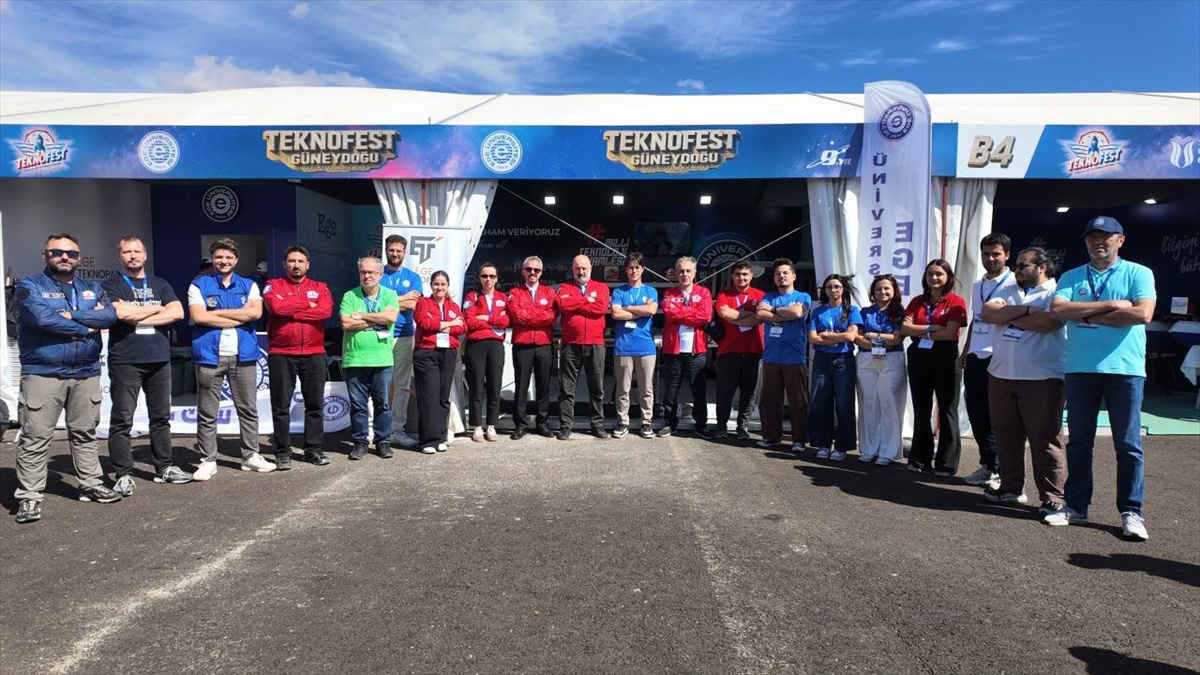 Ege Üniversitesi öğrencileri TEKNOFEST Güneydoğu'da iki Türkiye birinciliği kazandı