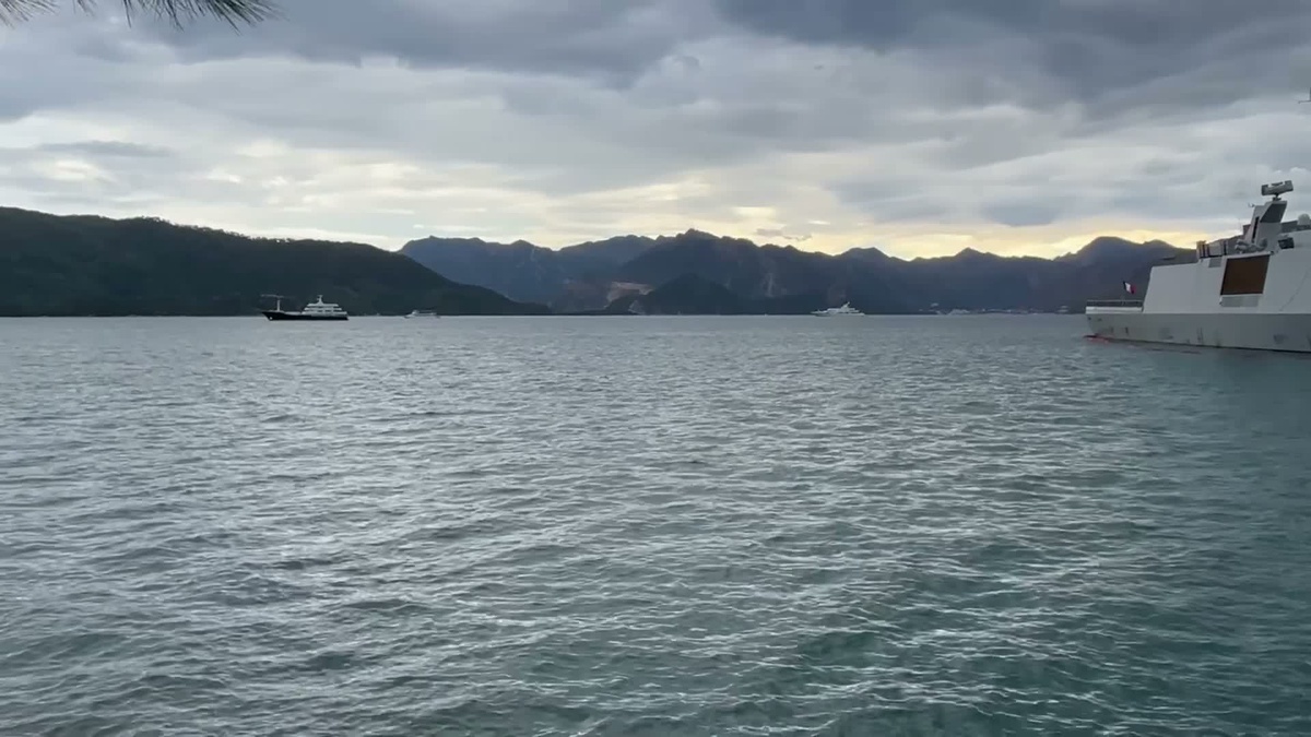 Fransız fırkateyni Guepratte, 151 kişilik mürettebatıyla ikinci kez Marmaris'e geldi