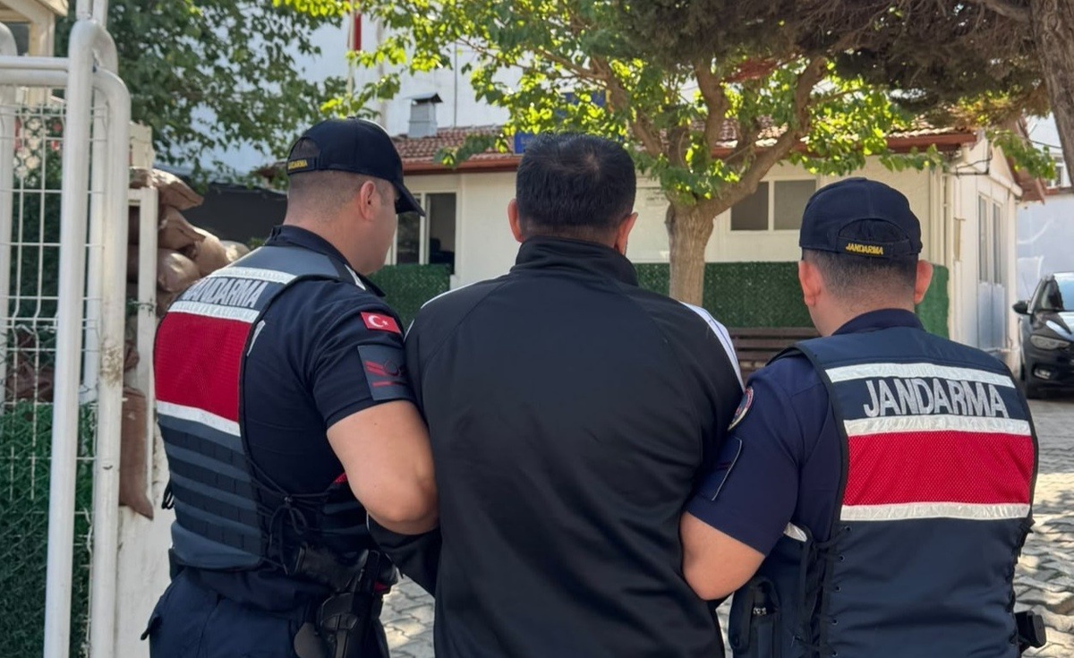 İzmir Güzelbahçe'de 10 yıl 10 ay kesinleşmiş hapis cezası olan şahıs yakalandı