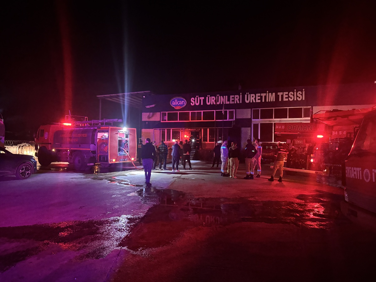 Kırklareli İnece’de süt ürünleri tesisindeki yangın söndürüldü, tesiste hasar oluştu.