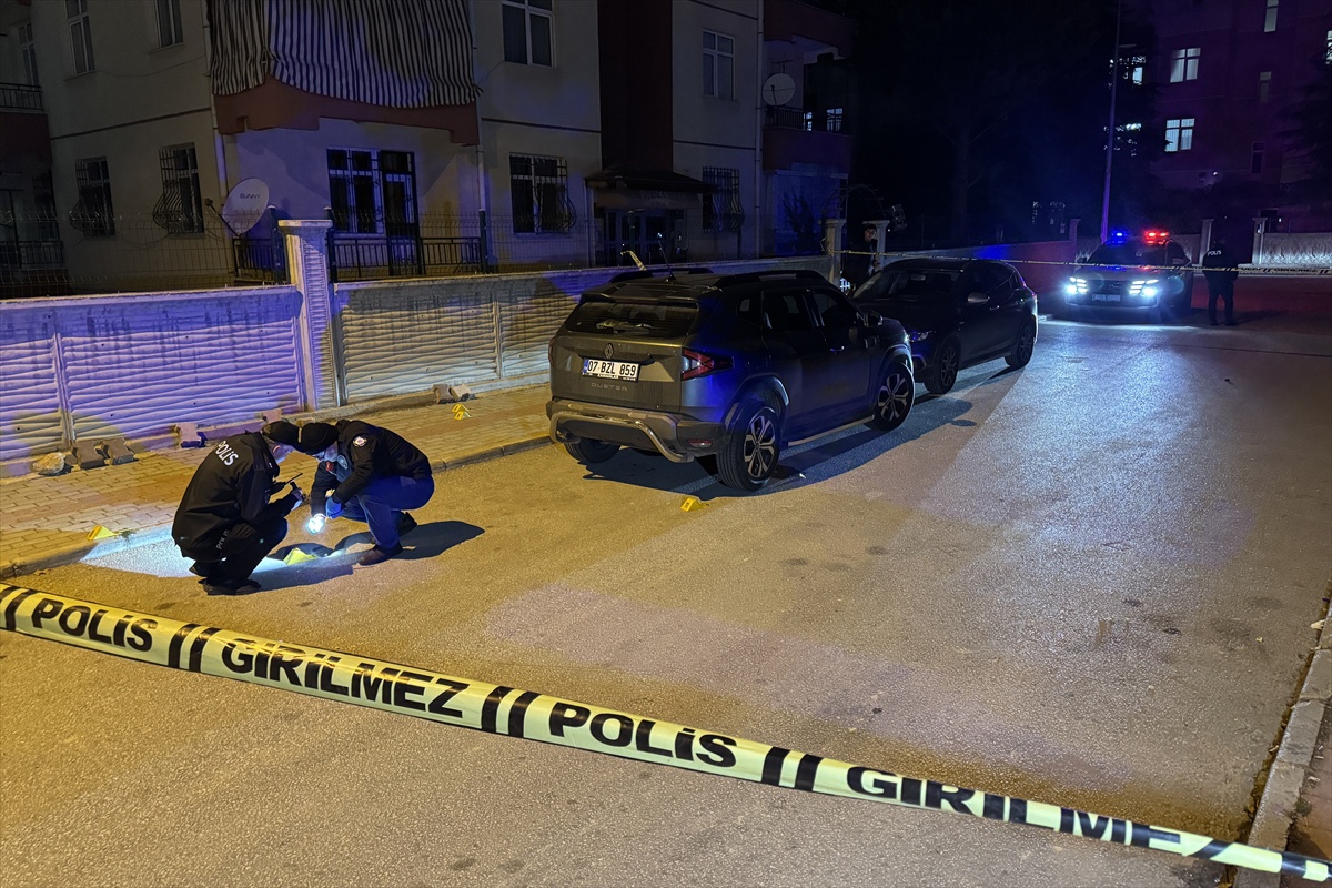 Konya Selçuklu'da boşanma aşamasındaki eşini tabancayla vuran zanlı gözaltına alındı