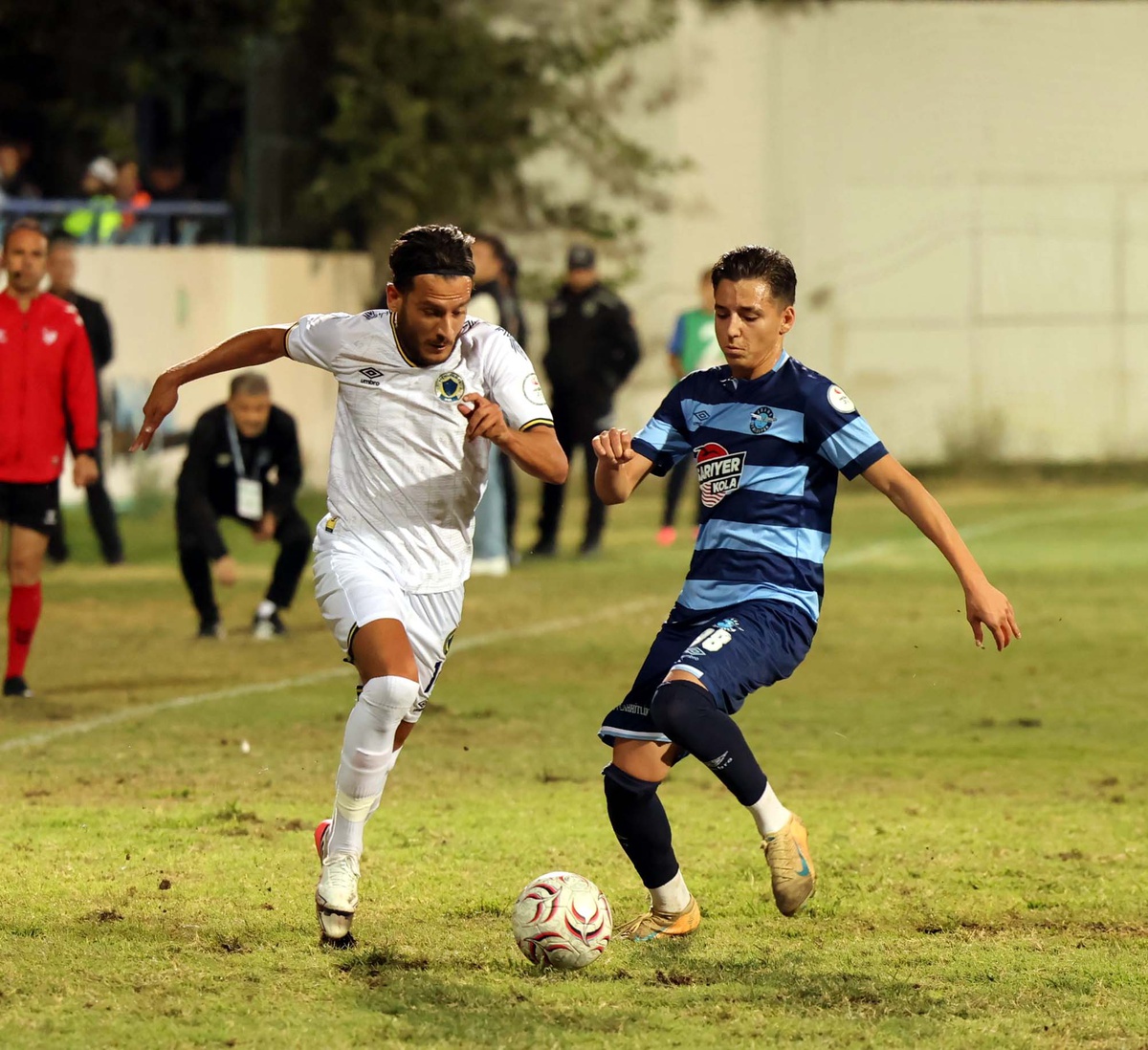 Menemen FK, Adana Demirspor'u 2-0 yenerek 3'te 3 yaptı ve 9 puana ulaştı