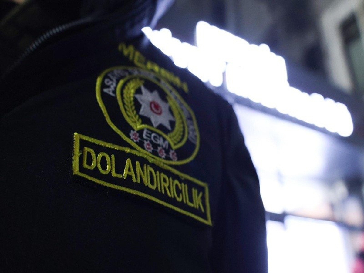 Mersin'de sahte polisler 435 bin TL dolandırdı, 4 şüpheli tutuklandı