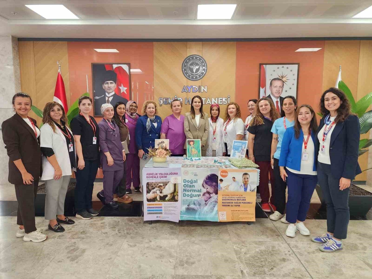 Normal Doğum Haftası'nda Aydın Şehir Hastanesi'nde anne adayları için stant kuruldu