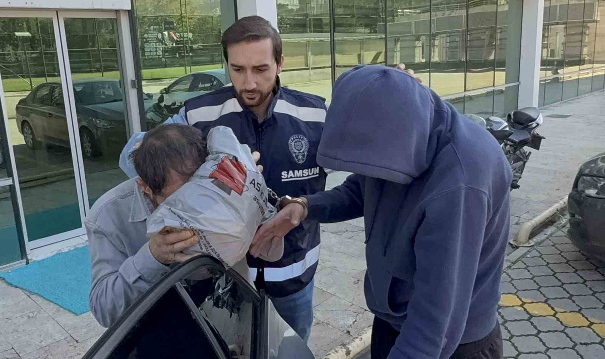 Samsun'da uyuşturucu ticareti operasyonunda gözaltına alınan 2 kişi tutuklandı