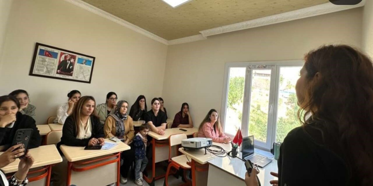Şırnak AFAD, Uludere'de kadınlara afet farkındalık eğitimi verdi