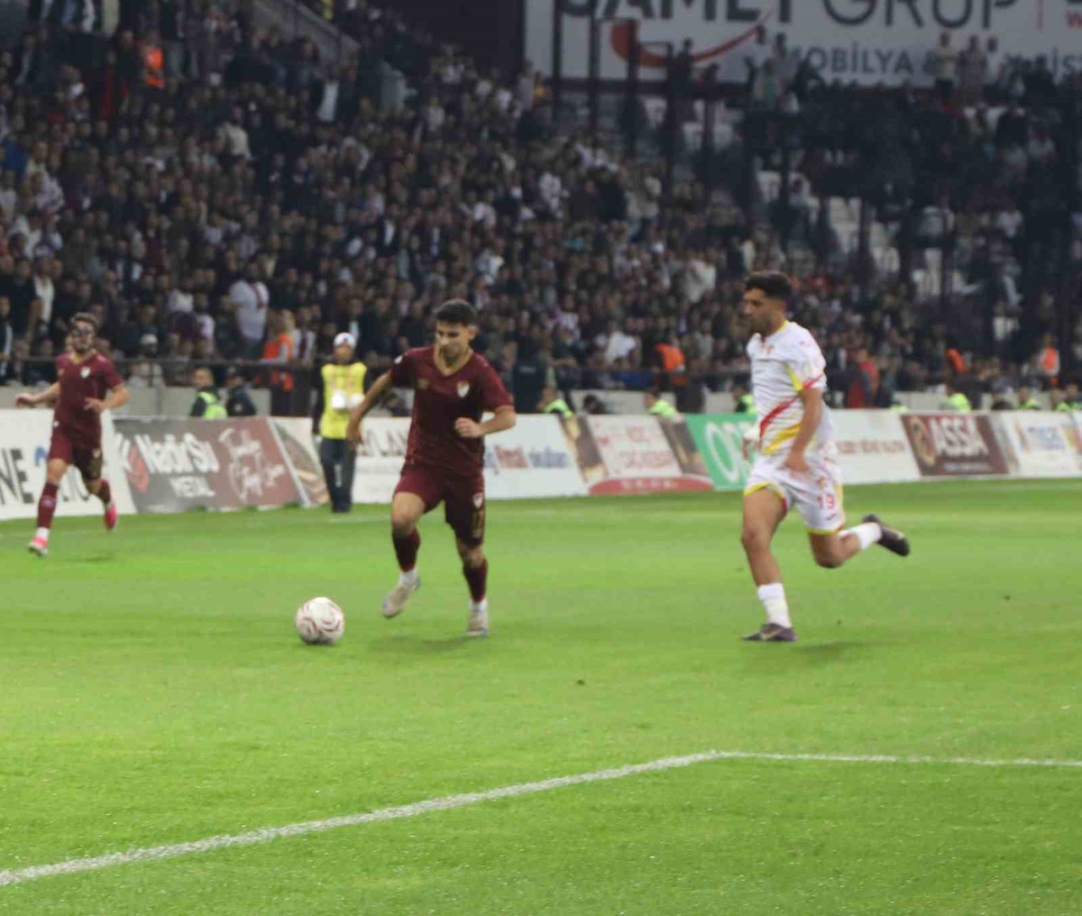 TFF 2. Lig Beyaz Grup 5. haftada Elazığspor, evinde Çorluspor 1947'ye 3-2 yenildi