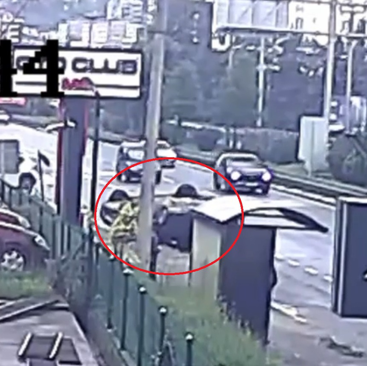 Trabzon Yomra'da kontrolden çıkan otomobil takla attı, sürücü yaralandı