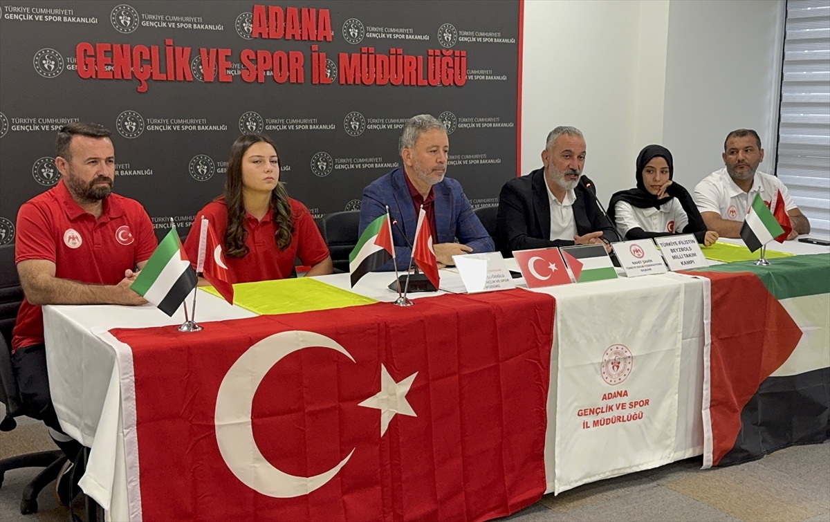 Türk ve Filistin Beyzbol5 milli takımları Adana'da ortak hazırlık kampına girdi