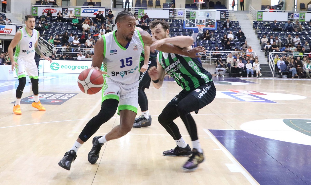Yukatel Denizli Basket, Tofaş'ı 101-87 yenerek Avrupa maçı öncesi moral kazandı