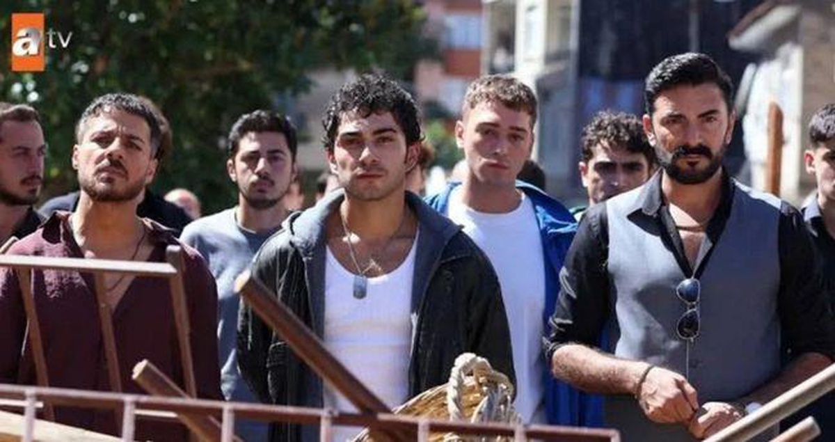 Altı Üstü İstanbul neden yok? Altı Üstü İstanbul final mi yaptı, bitti mi? Altı Üstü İstanbul yeni bölüm ne zaman, yayın günü ve kanal değişti mi?