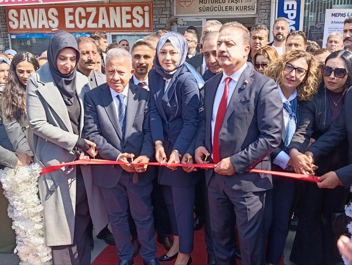 Anahtar Parti Genel Başkanı Ağıralioğlu, Konya Beyşehir'de ilçe teşkilatını açtı