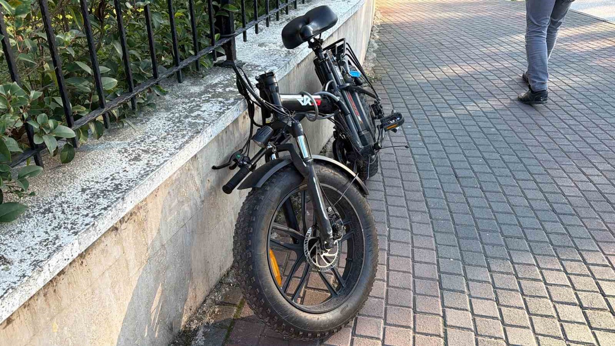 Bolu'da elektrikli bisiklet ile cipin çarpışması 14 yaşındaki çocuğu yaraladı