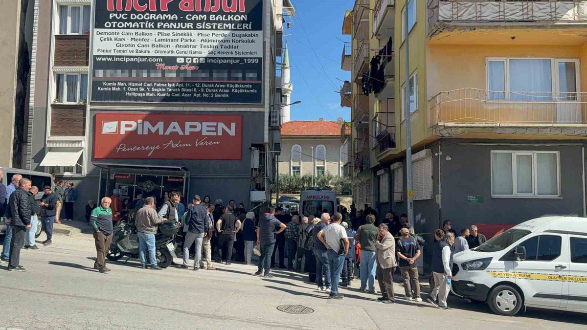 Bursa Gemlik'te karı koca evlerinde öldürülmüş halde bulundu! Daha önce tartıştıkları komşu gözaltında