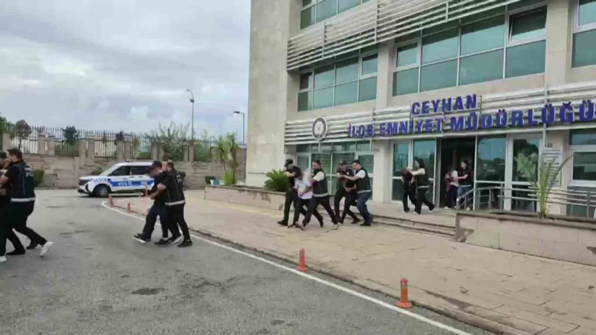 Ceyhan'da 12 şüpheli cezaevine gönderildi, 8 kilo 316 gram metamfetamin ele geçirildi