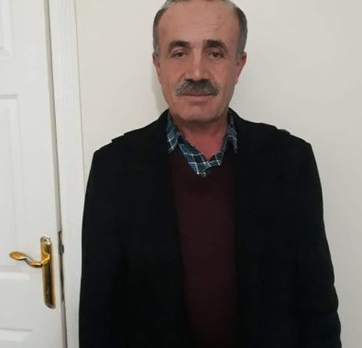Çorum'da ceviz toplamak için ağaca çıkan Mustafa Yılmaz düşerek hayatını kaybetti