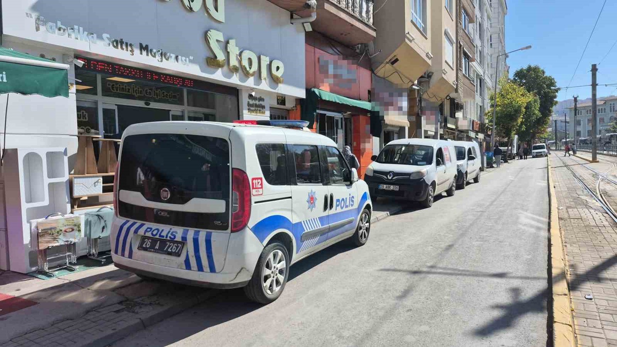 Eskişehir'de fırın işçisi açık rezistansa temasla elektrik çarpmasıyla ağır yaralandı
