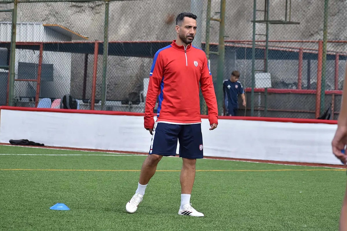 Futbolu bırakan Yılmaz Özeren, Altınordu U15'te yardımcı antrenör olacak