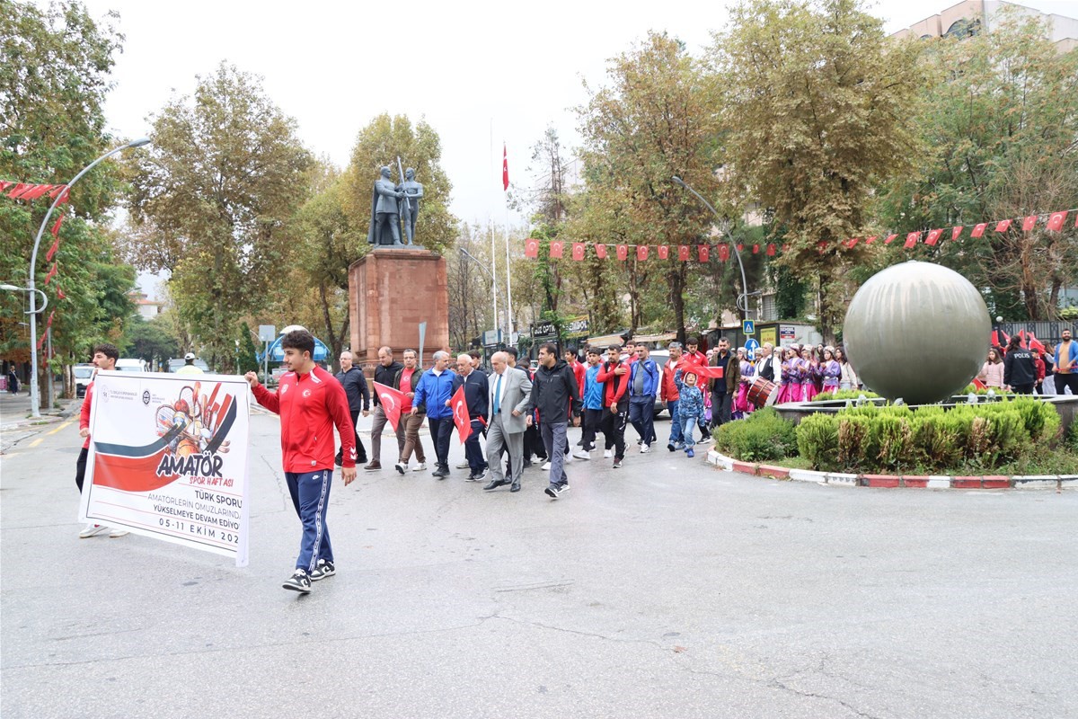 Gençlik ve Spor İl Müdürü Kayhan, Amatör Spor Haftası etkinliklerine davet etti