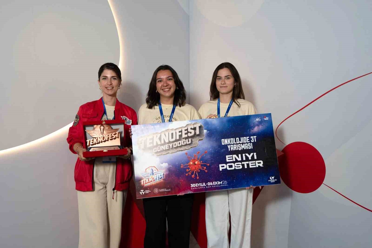 İEÜ'lü öğrenciler beyin kanseri çalışmasıyla TEKNOFEST 2026'da ödül aldı