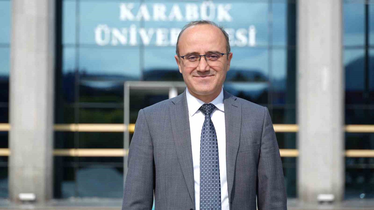 KBÜ’lü Yumrutaş, asfaltta donmayı geciktiren TÜBİTAK projesinde görev alıyor