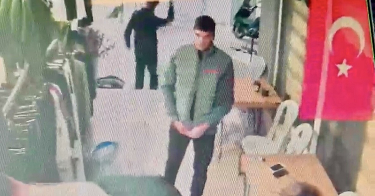 Marmaris'te stanttan mont ve pantolon alan İngiliz turist serbest bırakıldı