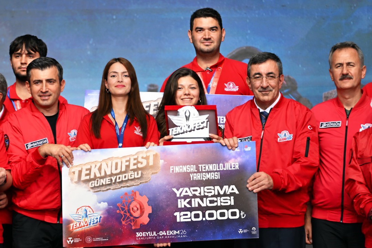 MCBÜ PARGE TURNA Takımı TEKNOFEST'te finansal teknolojilerde Türkiye ikincisi oldu