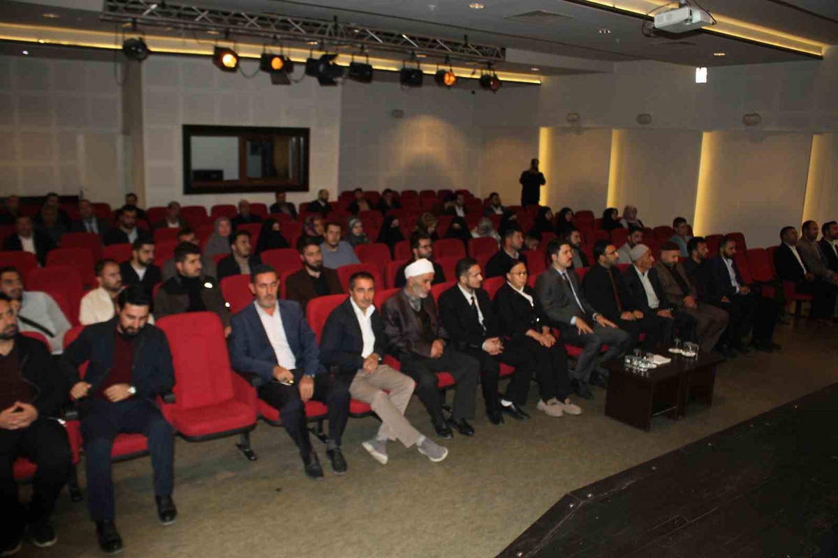 Muş Malazgirt'te Camiler ve Din Görevlileri Haftası için program düzenlendi