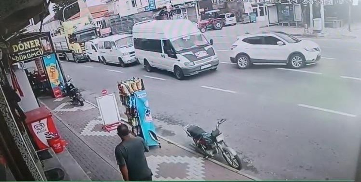 Nevşehir Kaymaklı'da zincirleme kazada 4 araç hasar gördü, yaralanan olmadı