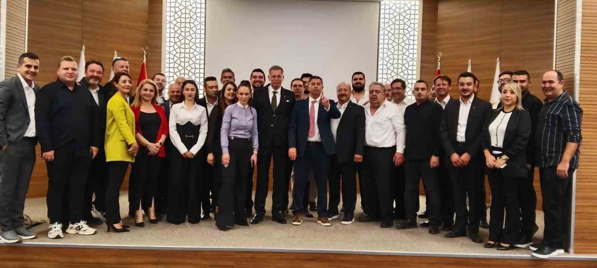 Sadık Özkasap, Manisa Ticaret Borsası başkanlığına 93 oyla yeniden seçildi