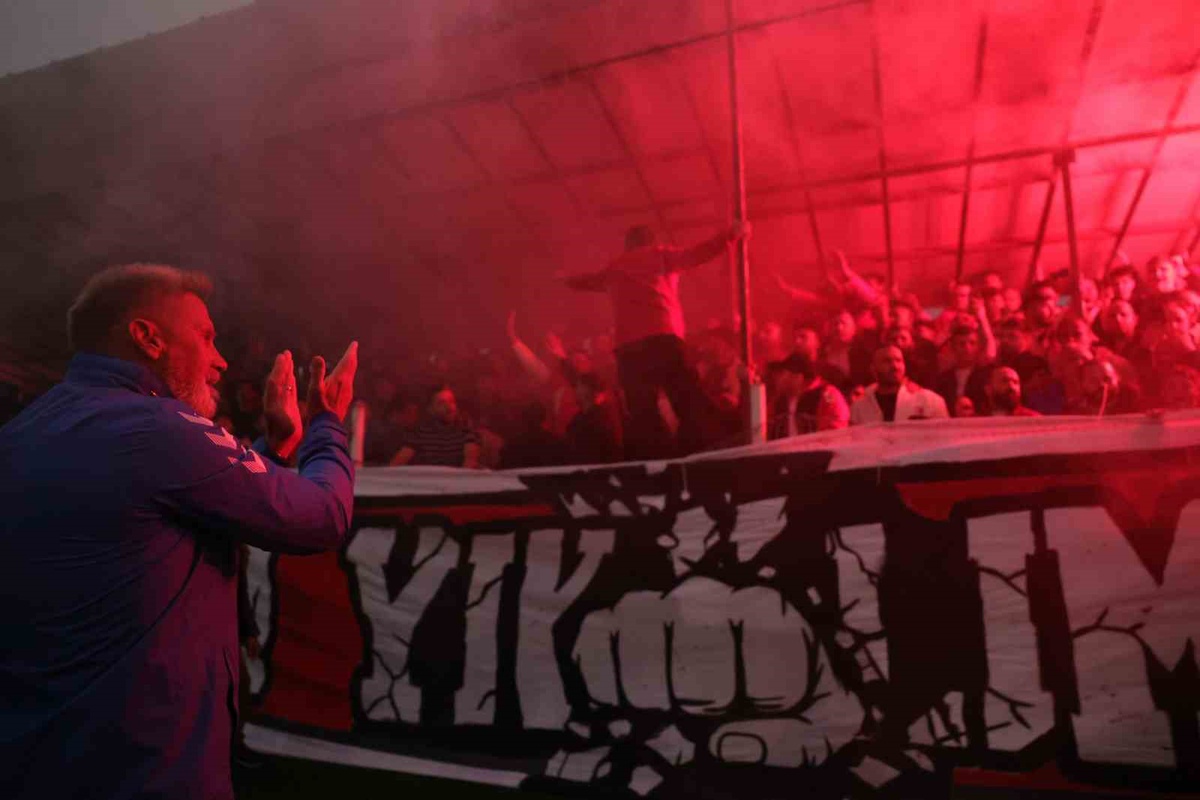 Samsunspor Teknik Direktörü Fink, Trabzonspor maçı öncesi taraftar desteği istedi