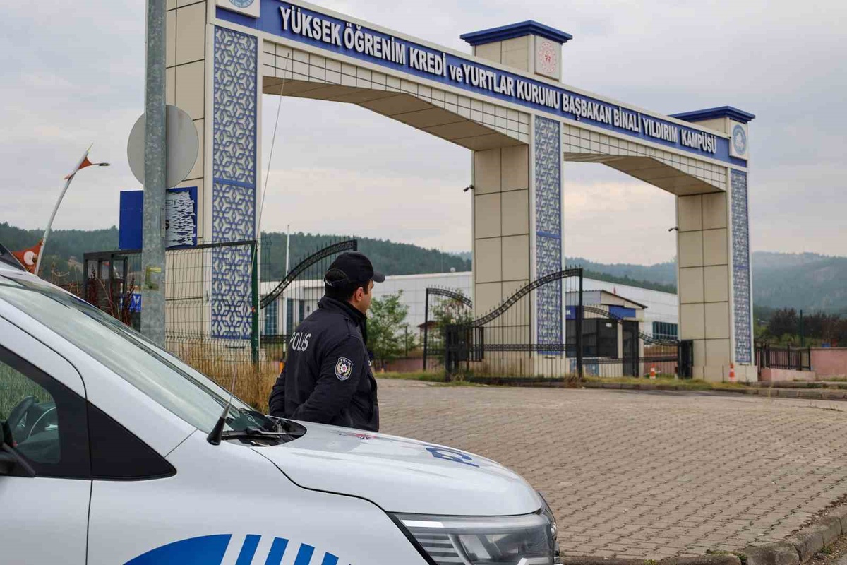 Sivas'ta 321 okul çevresinde denetimde 2 bin 823 kişi sorgulandı