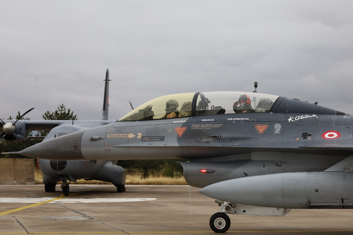 403’üncü Test Filo Komutanlığı ilk uçuşunu F-16 ile Mürted’de başarıyla yaptı
