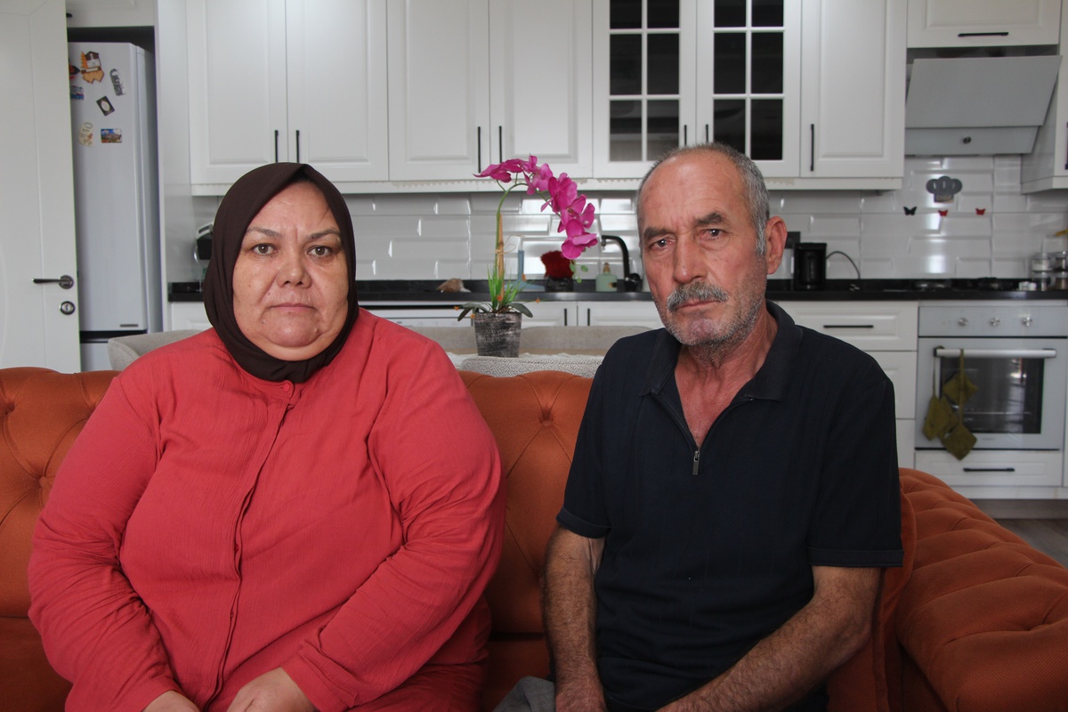 Adana'da gürültü uyarısı kanlı bitti! Evi basılan aile keser ve zincirle saldırıya uğradığını anlattı