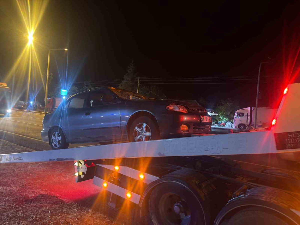 Afyonkarahisar Emirdağ'da yaya otomobilin çarpmasıyla ağır yaralandı