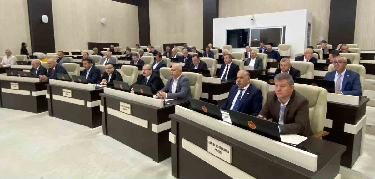 Afyonkarahisar İl Özel İdaresi 18 milyon TL'lik 5 cihazı hastaneye teslim edecek