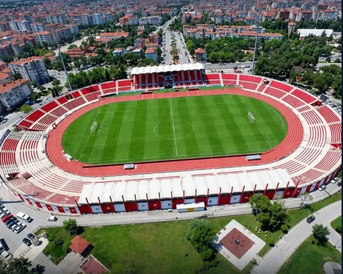 Balıkesirspor 24 Ekim'deki Altay maçında Balıkesir Atatürk Stadı'na dönmeyi planlıyor