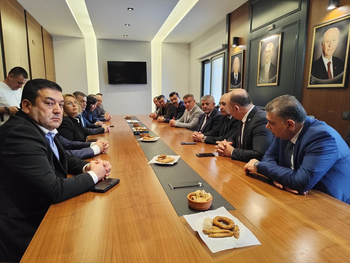 Bulgaristan Meclis Başkanvekili Ayten Sabri, MHP İzmir İl Başkanı Şahin'e konuk oldu