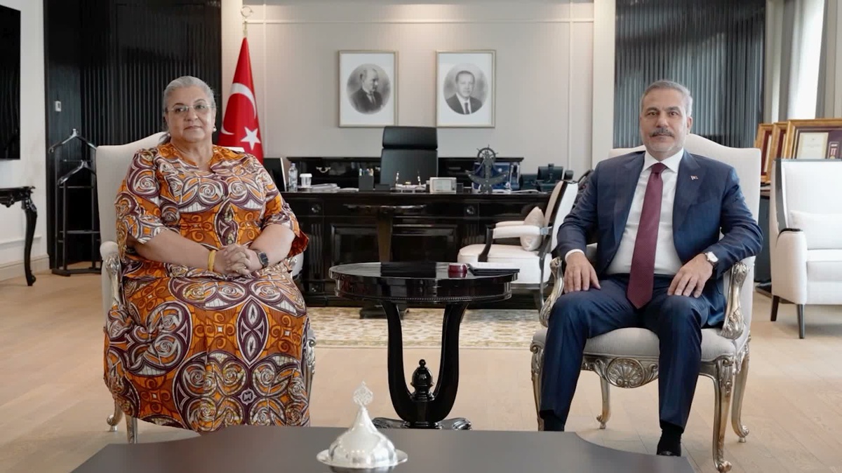 Dışişleri Bakanı Fidan, BM Libya Özel Temsilcisi Tetteh'i kabul etti
