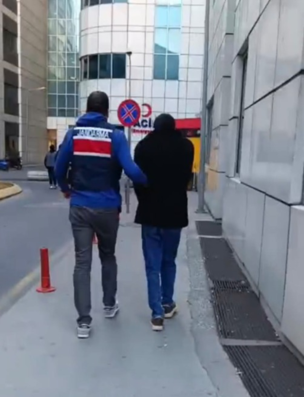 İstanbul ve Sakarya Sapanca'da DEAŞ operasyonunda 4 kişi gözaltına alındı