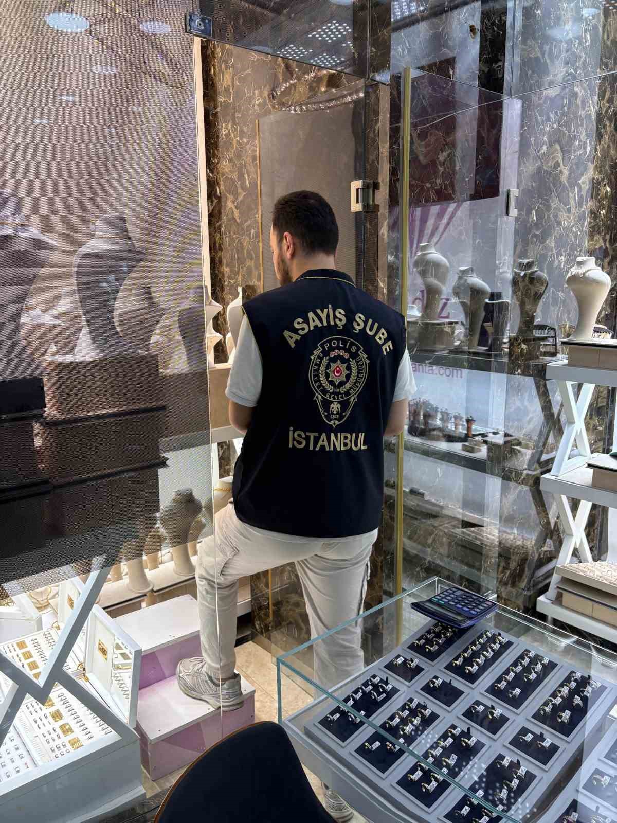Kuyumcukent'te 64 kilogram altın dolandırıcılığında 33 şüpheli gözaltına alındı