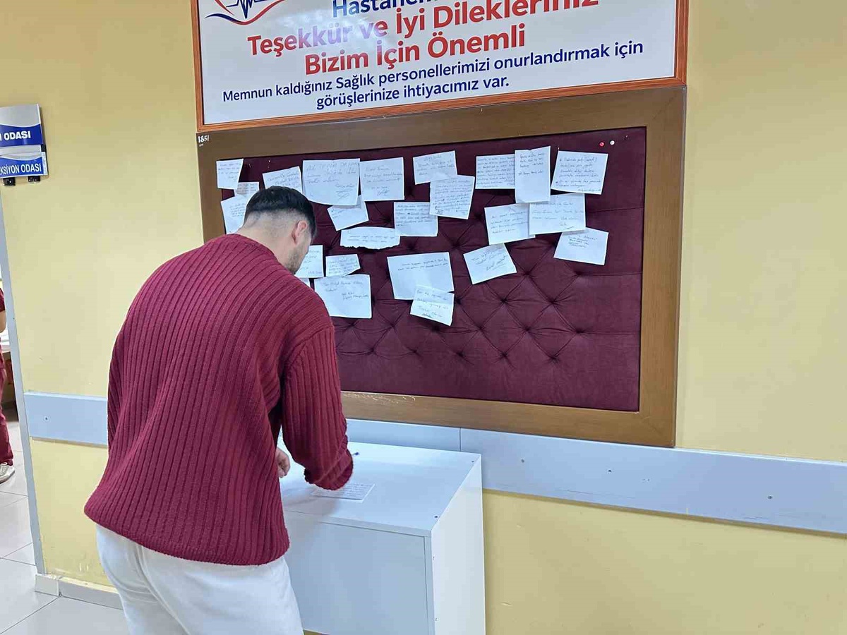 Mardin Midyat Devlet Hastanesi'nde 'Teşekkür Köşesi' uygulaması başlatıldı