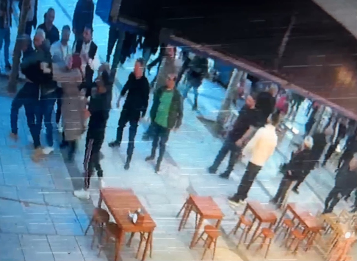 Sakarya Adapazarı'nda genç kız saldırıya uğradı, şüpheli gözaltına alındı