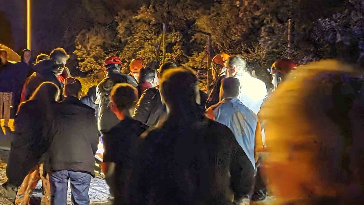 Yalova'da Alzaymır hastası 80 yaşındaki adam, 2 saatlik çalışmayla yaralı kurtarıldı