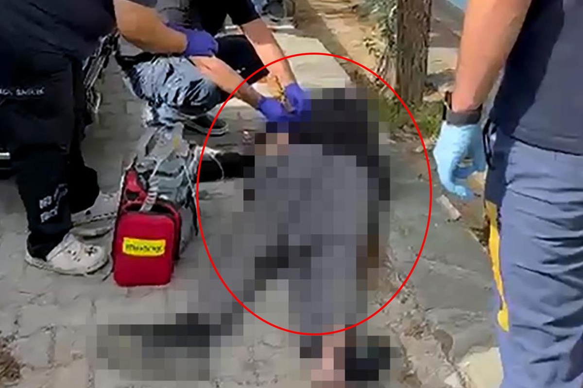 Kaldırımda yürüyordu! Attığı son adım hayatına mal oldu